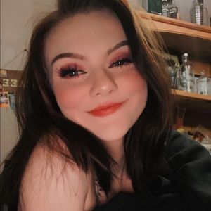 Meet your Posher, Madalin